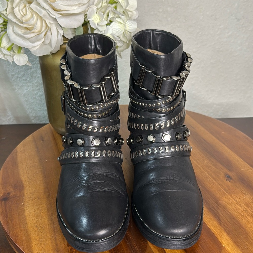 L.A.M.B. Tessa Motorcycle Women’s Boots Size 6M